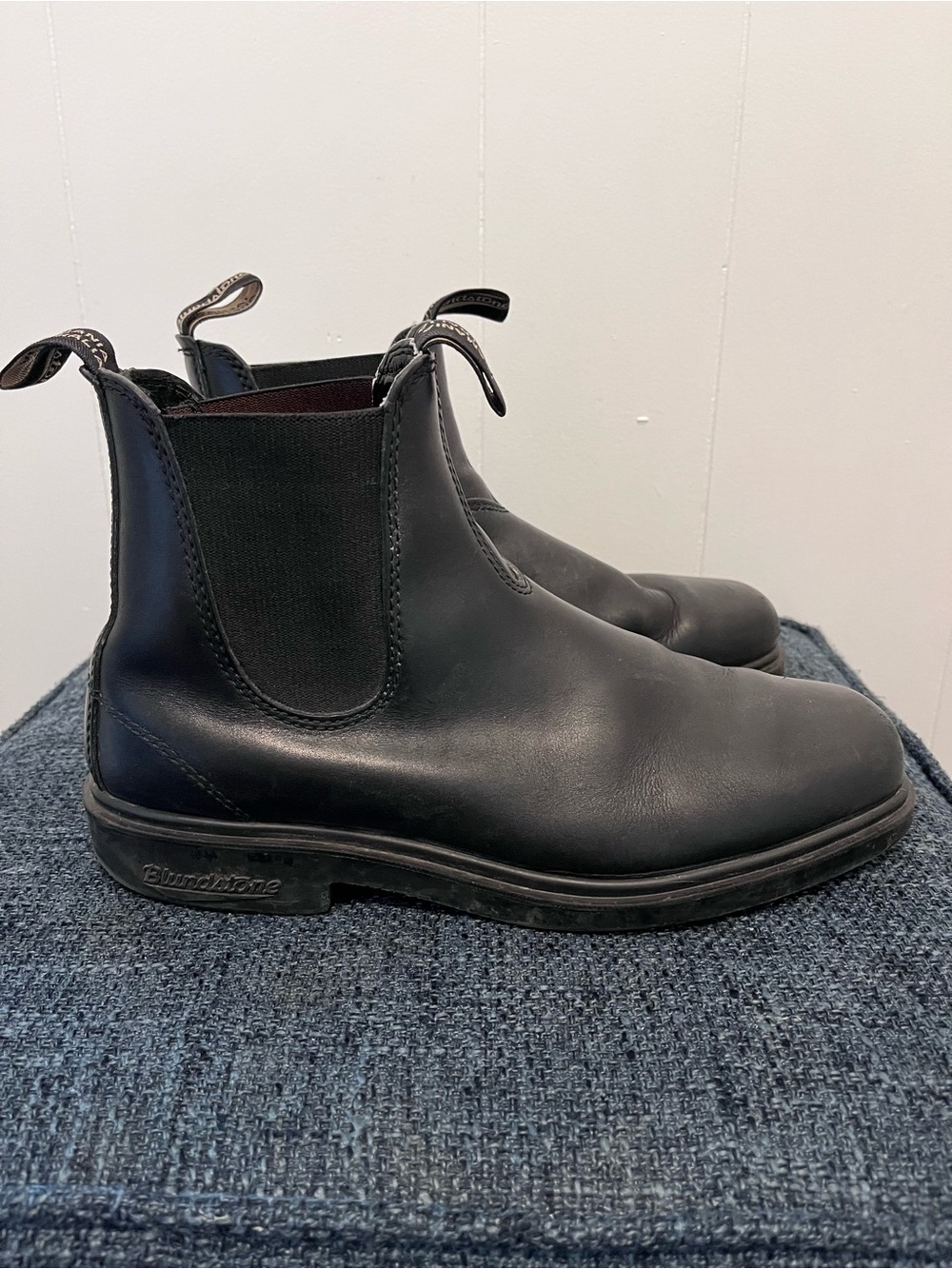 Blundstone Chukka Boots - Picture 2 of 11